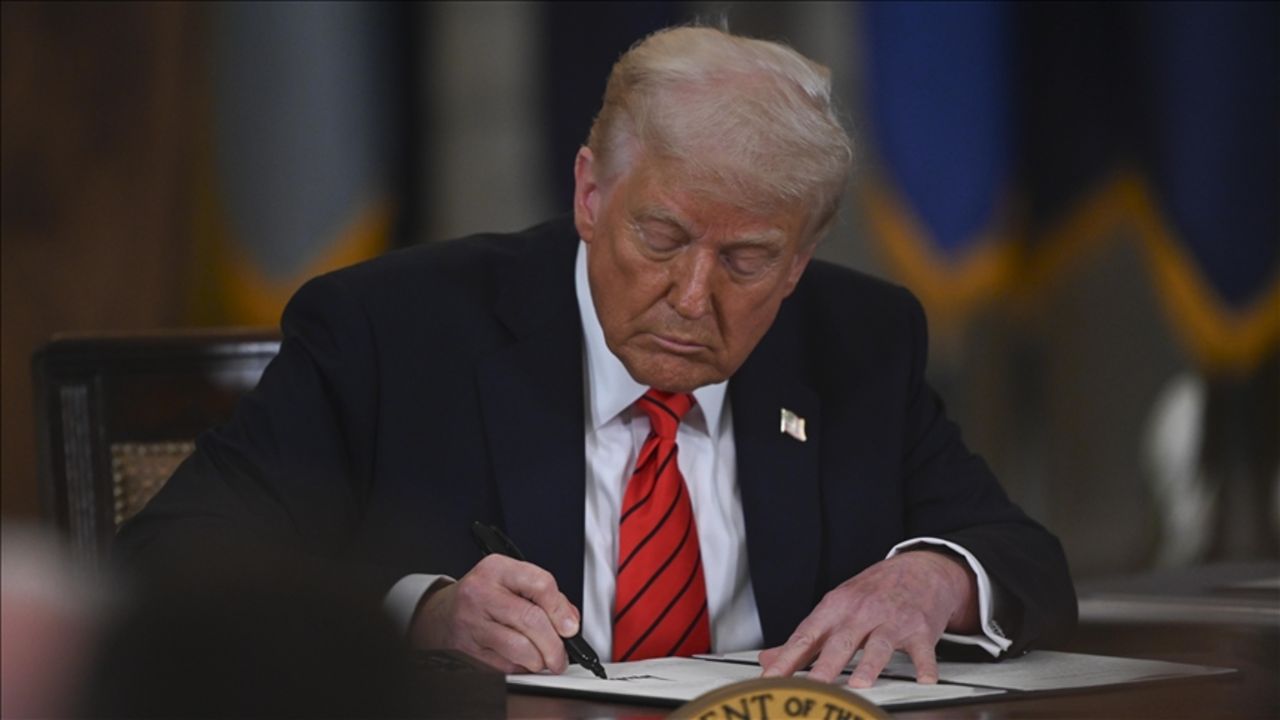 ABD Başkanı Trump imzaladı! Antifa resmen terör örgütü ilan edildi