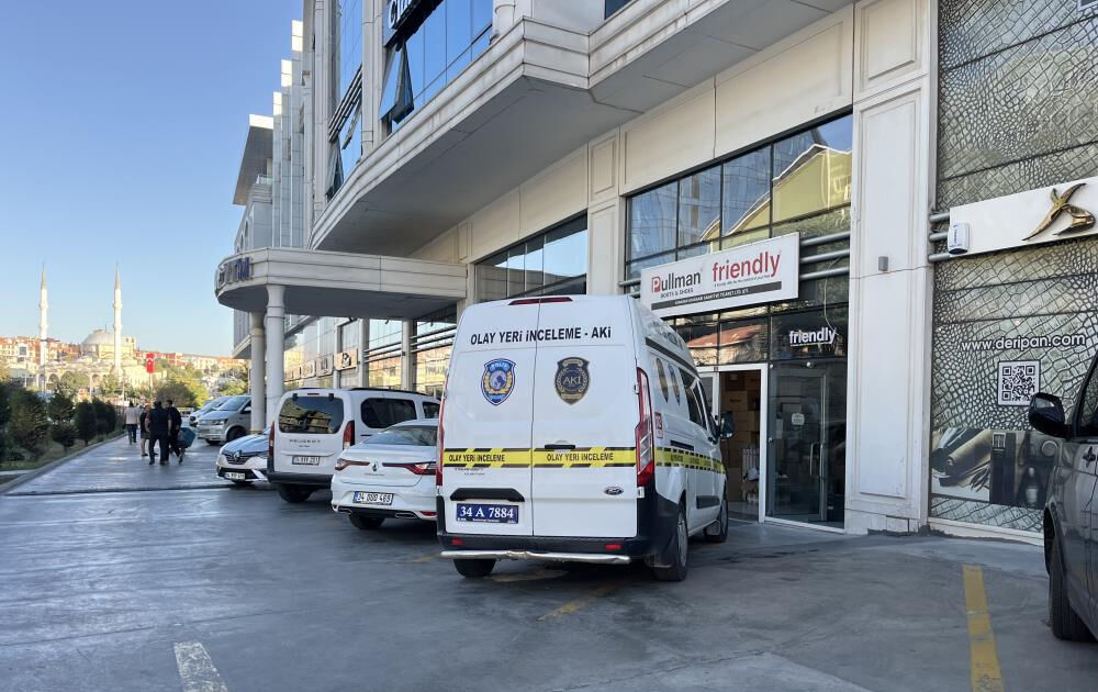 Başakşehir'de kan donduran olay! Elleri ve ayakları bağlı halde ölü bulundu! Başakşehir'de yabancı uyruklu çalışan, elleri ve ayakları bağlı halde ölü bulundu! - 2. Resim