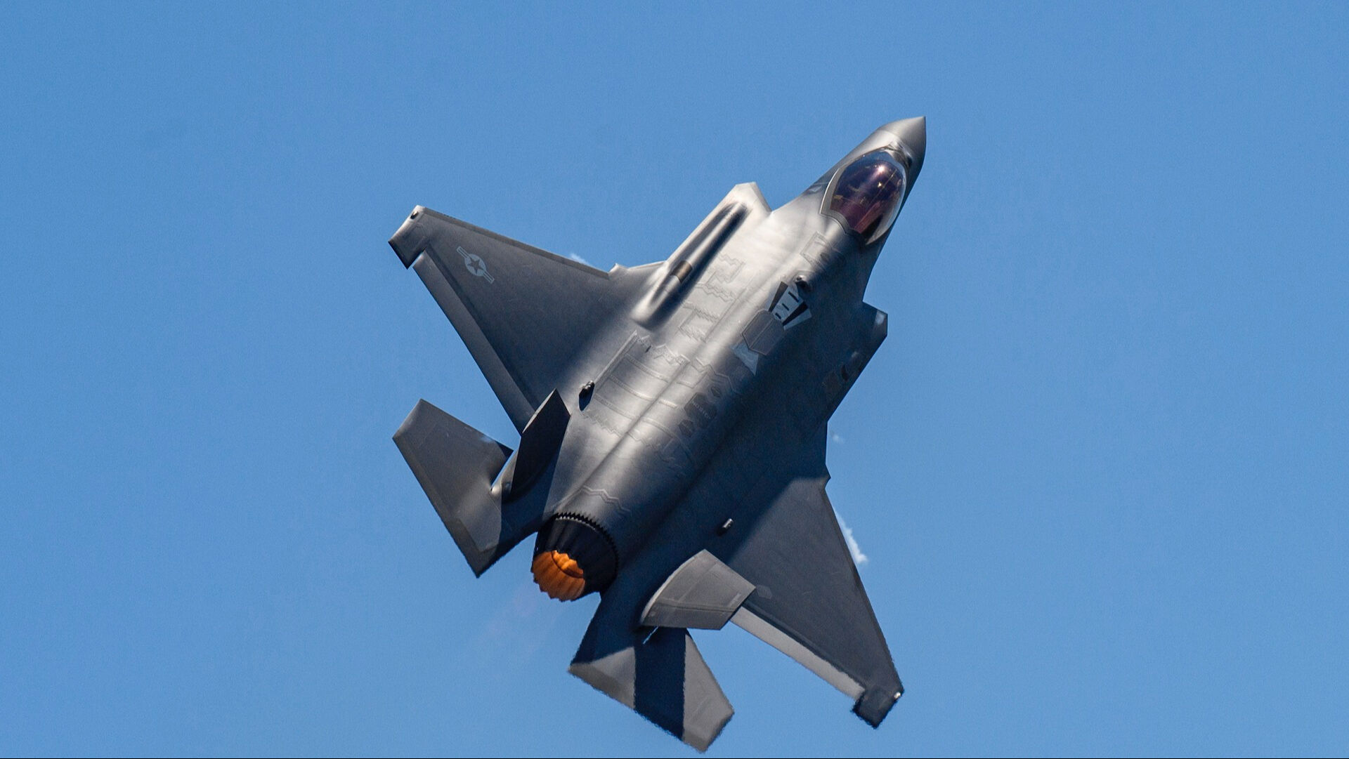 Erdoğan–Trump zirvesi öncesi Kongre'den skandal talep! Yunanistan için nöbet tuttular Erdoğan–Trump zirvesi öncesi Kongre'den skandal talep! Yunanistan için nöbet tuttular - 1. Resim