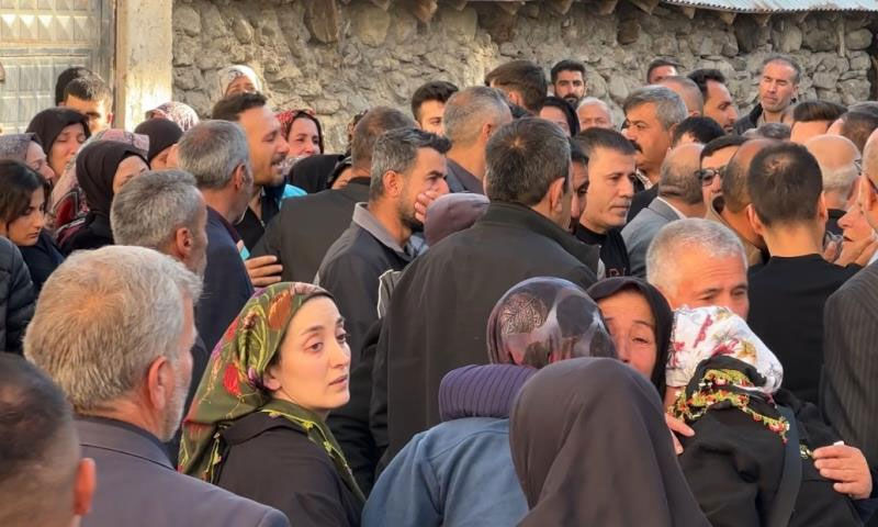 Halit Güner’in ani ölümü… Son nefesini yeşil sahada verdi Halit Güner’in ani ölümü… Son nefesini yeşil sahada verdi - 5. Resim