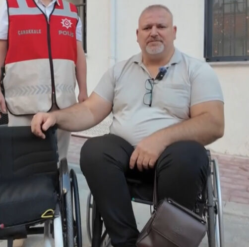 Milli sporcunun çalınan tekerlekli sandalyesi bulundu Milli sporcunun çalınan tekerlekli sandalyesi bulundu - 1. Resim