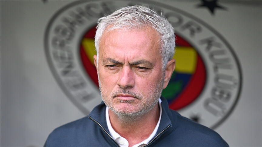 Mourinho için olay iddialar! "UEFA ve FIFA bunu araştırmalı" Mourinho için olay iddialar: Otelde gizli toplantı! "UEFA ve FIFA bunu araştırmalı" - 3. Resim