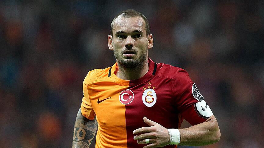 Sneijder'den Mourinho tepkisi: Böyle bir şey söylememeliydi! Sneijder'den Mourinho tepkisi: Böyle bir şey söylememeliydi! - 1. Resim