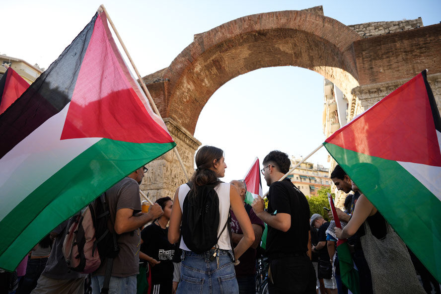 Avrupa Ligi'nde İsrail protestosu: Soykırımı durdurun - 1. Resim