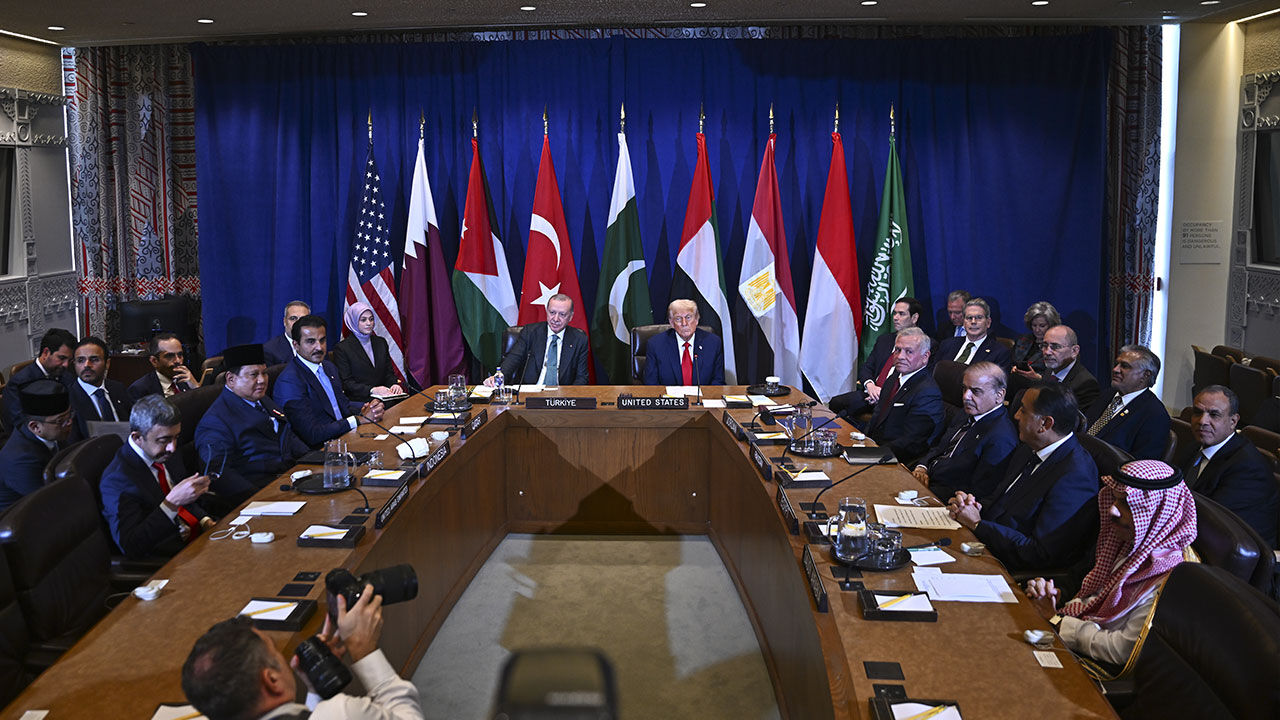 Donald Trump, liderlere Batı Şeria konusunda söz verdi! BM'deki Gazze toplantısının içeriği netleşti Donald Trump, Arap liderlere Batı Şeria konusunda söz verdi! BM'deki Gazze toplantısının içeriği netleşti - 2. Resim