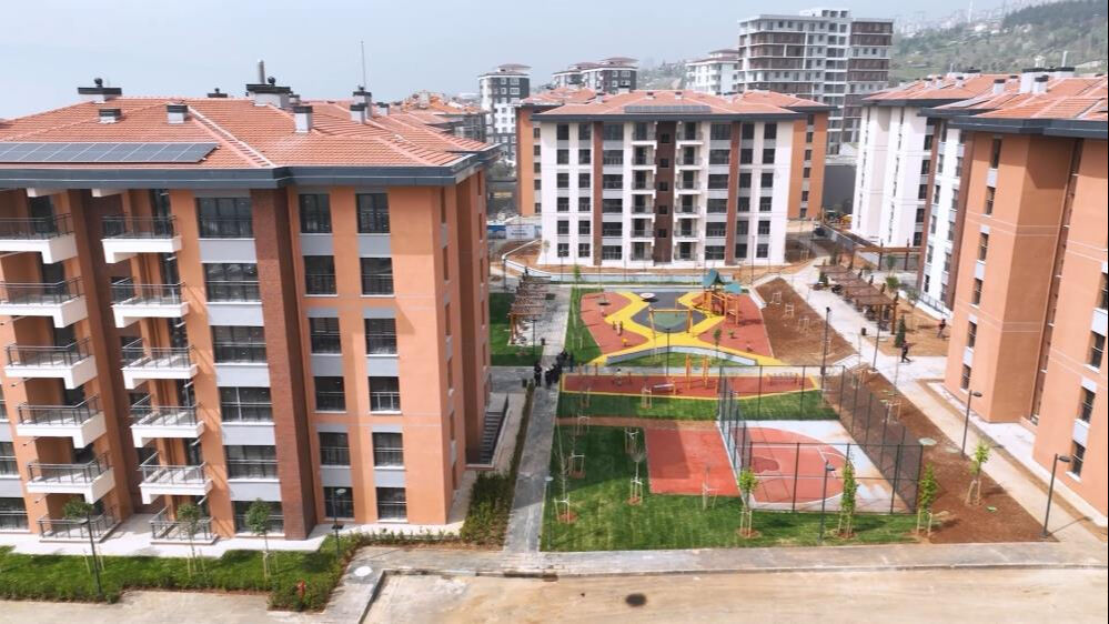 Kahramanmaraş depreminin simge noktalarındandı! 1400 kişiye mezar olan Ebrar Sitesi yeniden ayakta - 4. Resim