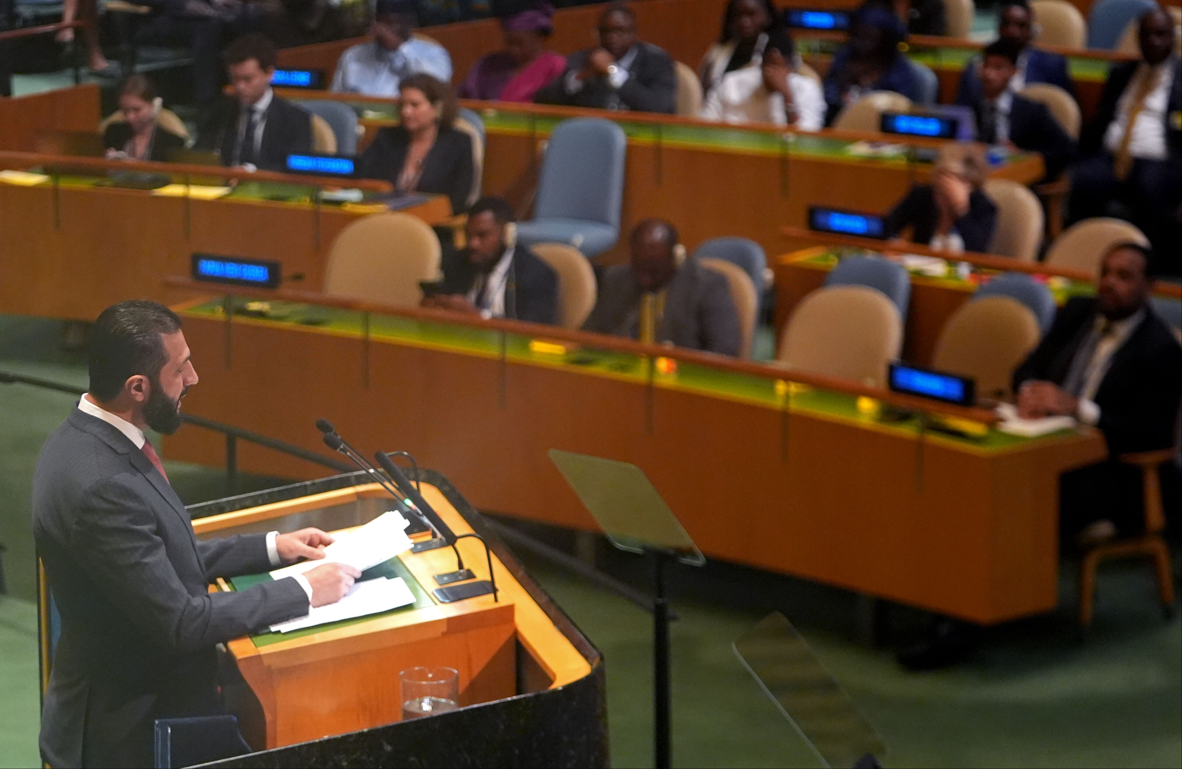 Suriye lideri Şara, BM Genel Kurul kürsüsünden Türkiye'ye teşekkür etti! 1967'den bu yana bir ilk yaşandı Suriye lideri Şara, BM Genel Kurul kürsüsünden Türkiye'ye teşekkür etti! 1967'den bu yana bir ilk yaşandı - 2. Resim