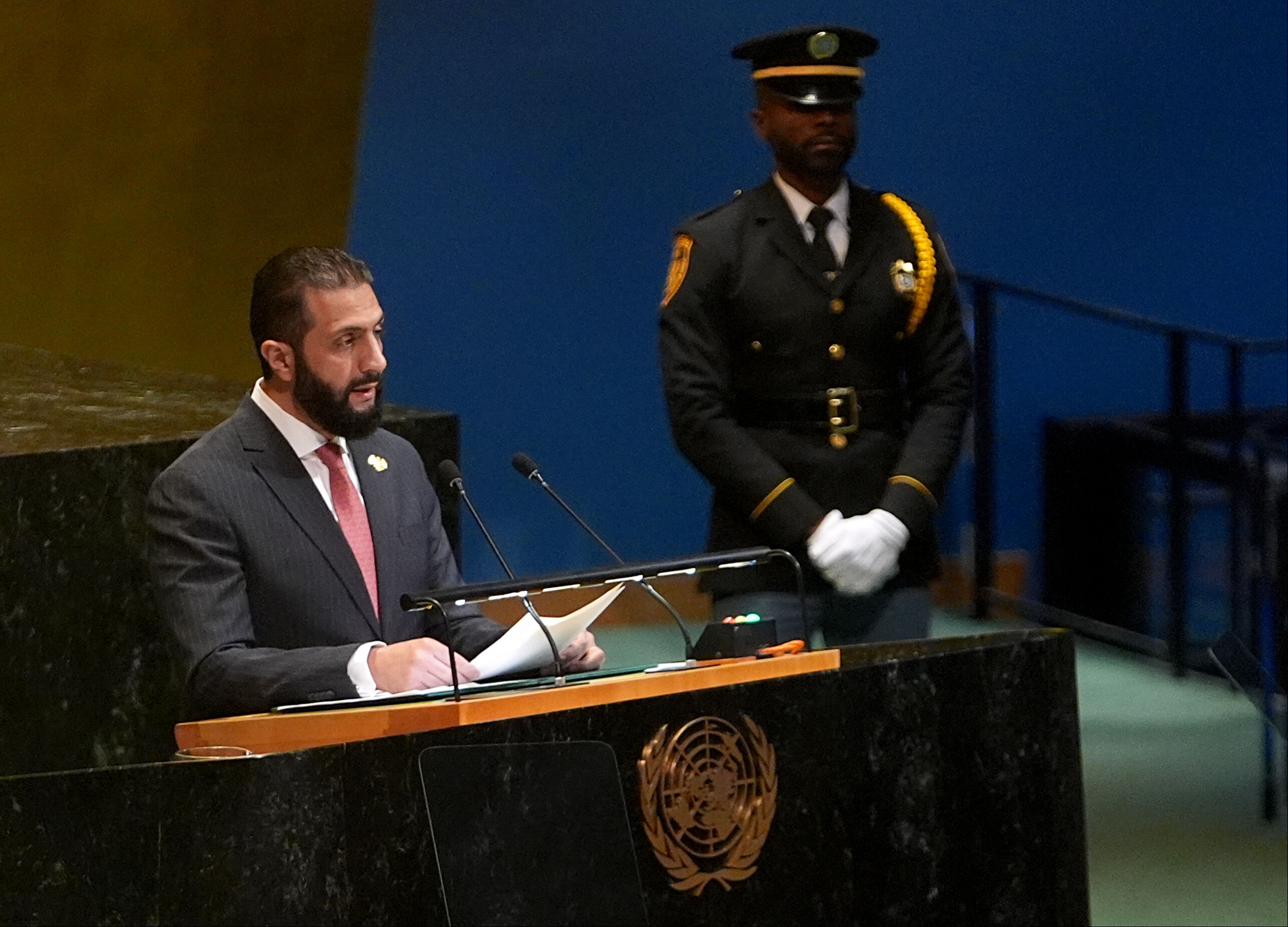Suriye lideri Şara, BM Genel Kurul kürsüsünden Türkiye'ye teşekkür etti! 1967'den bu yana bir ilk yaşandı Suriye lideri Şara, BM Genel Kurul kürsüsünden Türkiye'ye teşekkür etti! 1967'den bu yana bir ilk yaşandı - 1. Resim