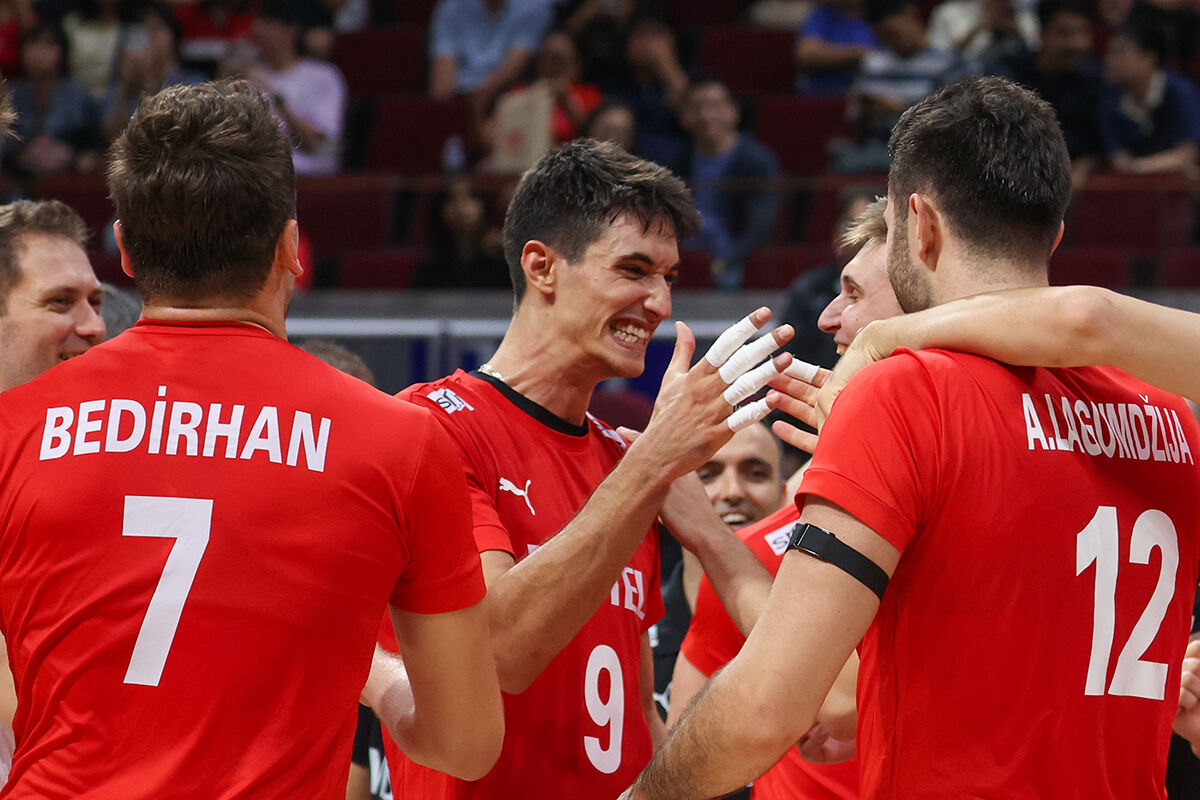 Türkiye yarı final için sahada: Tarihi maçta rakip Polonya - 2. Resim