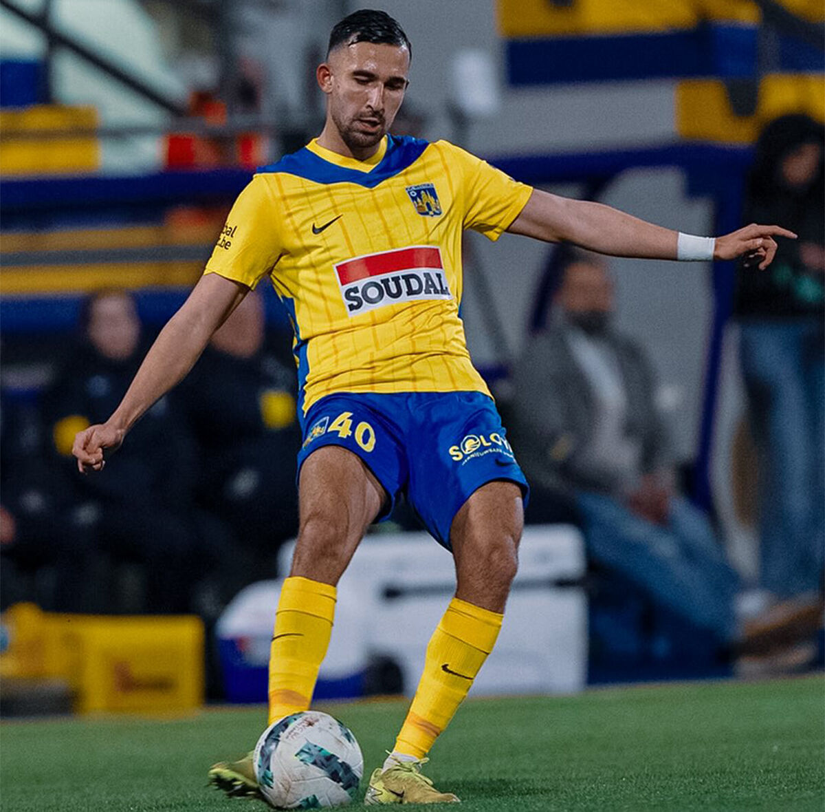 Belçika'da 10 gollü düello! Nefes kesen maça Emin Bayram damgası Belçika'da 10 gollü düello! Nefes kesen maça Emin Bayram damgası - 2. Resim