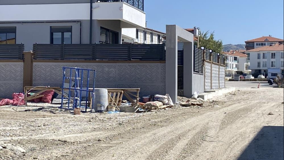 Burdur'da sokak köpeklerinin saldırdığı kadın yaralandı - 2. Resim