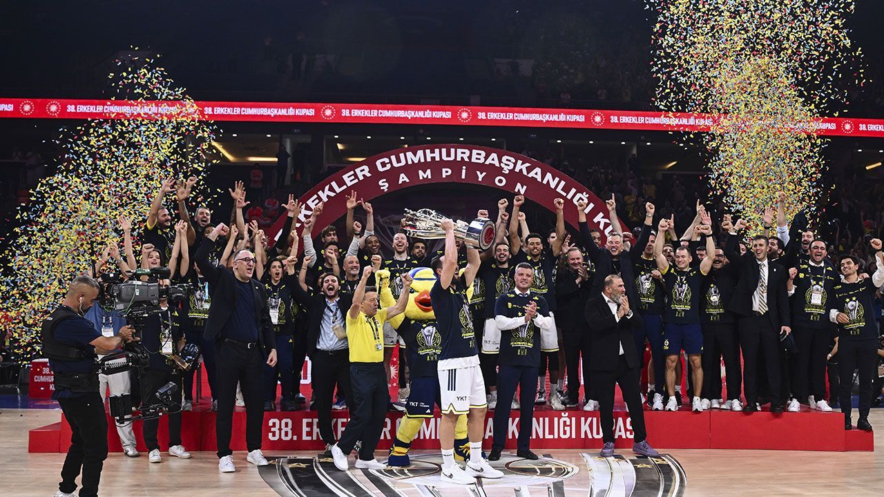 Cumhurbaşkanlığı Kupası&#039;nda zafer Beşiktaş&#039;ı deviren Fenerbahçe&#039;nin!