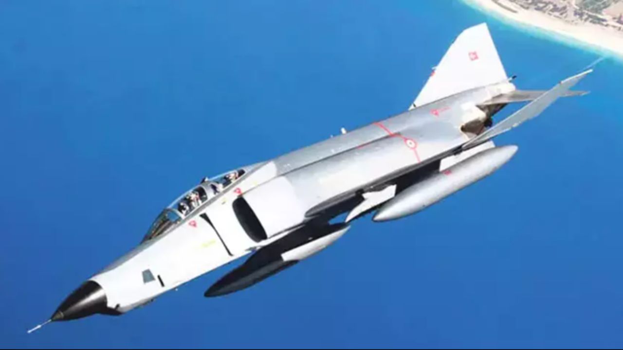Dünya basını Türkiye’nin Baltık hamlesini yazdı! &quot;Radar uçağı Litvanya&#039;ya konuşlandırıldı&quot;