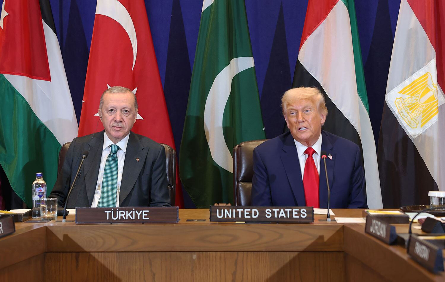 Erdoğan–Trump Zirvesi’nde saatler kala: Masadaki başlıklar belli oldu! Beyaz Saray'da tarihi buluşma öncesi Trump'tan Erdoğan'a jest: Blair House hazır!