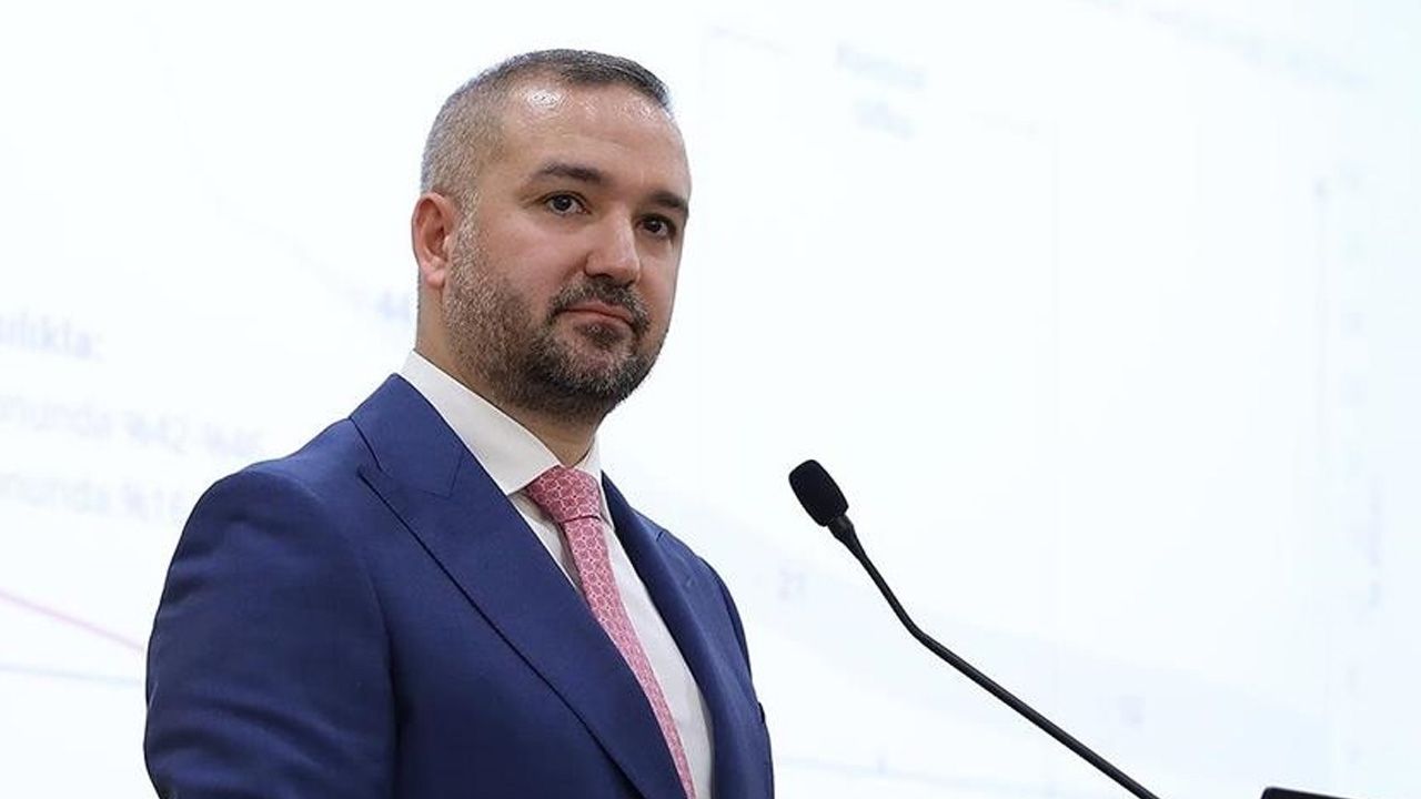 Fatih Karahan&#039;dan &#039;enflasyon&#039; mesajı: Hedef saparsa para politikası sıkılaşacak
