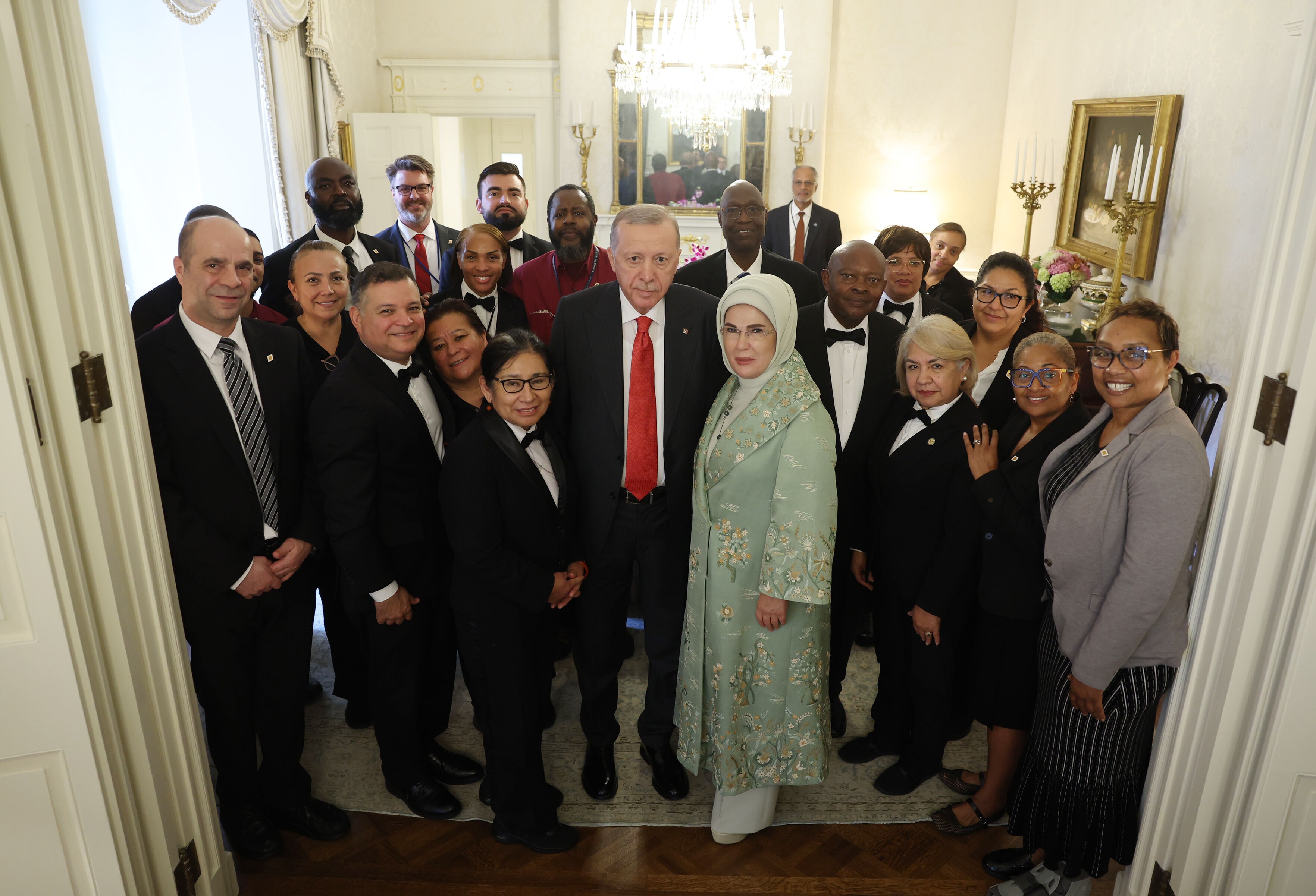 Tarihi zirveden kareler: Trump, Erdoğan'ın sandalyesini tuttu - 12. Resim