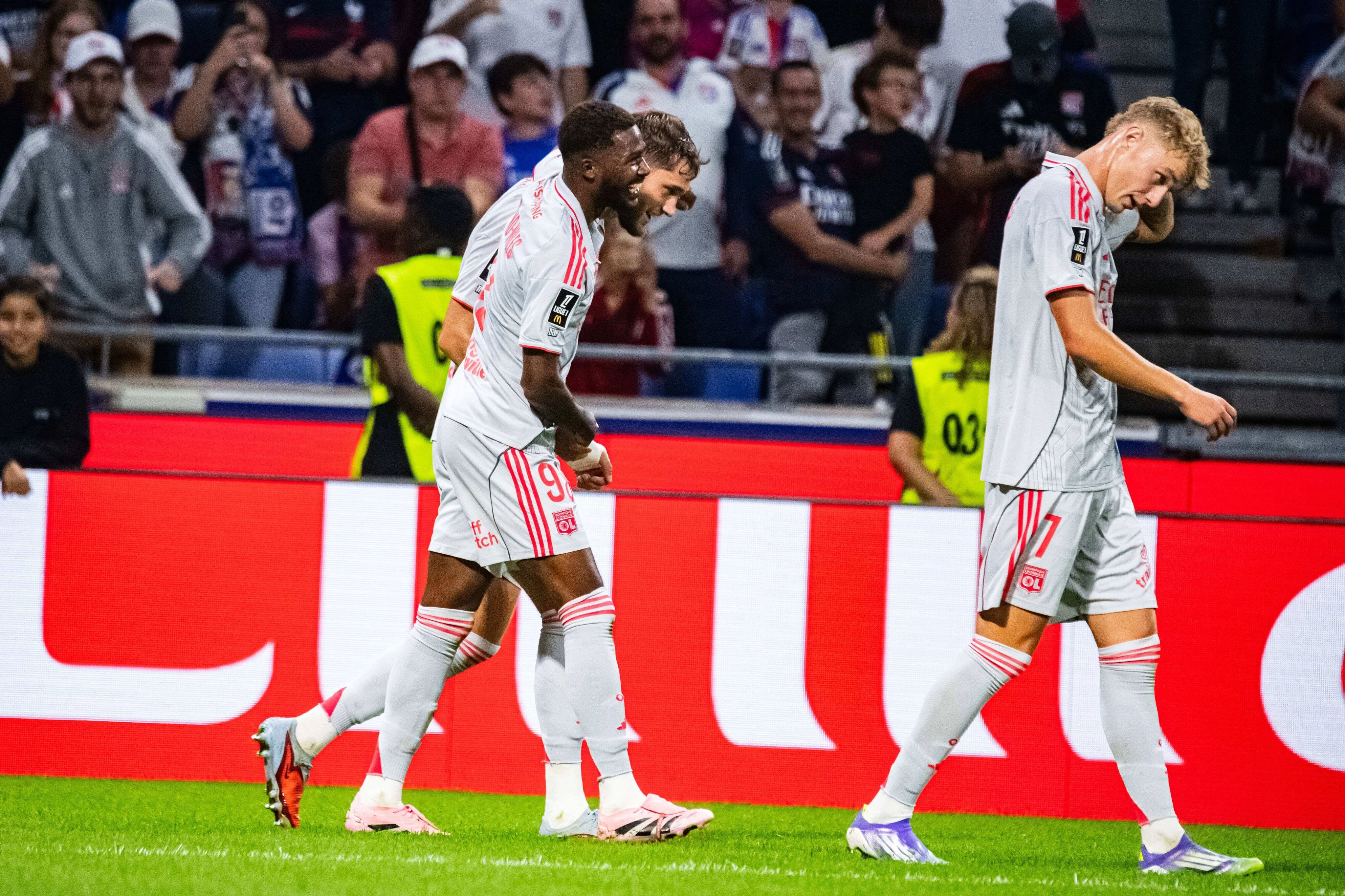 Utrecht - Lyon maçı hangi kanalda, saat kaçta? Şifresiz canlı yayınlanacak! - 3. Resim