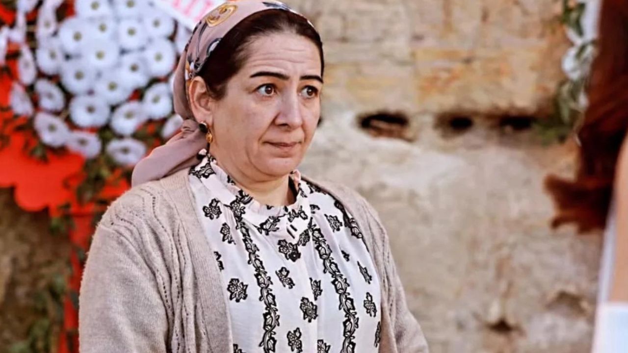 Uzak Şehir’in Ümmü’sü neden değişti, Zeynep Kankonde diziden ayrıldı mı?