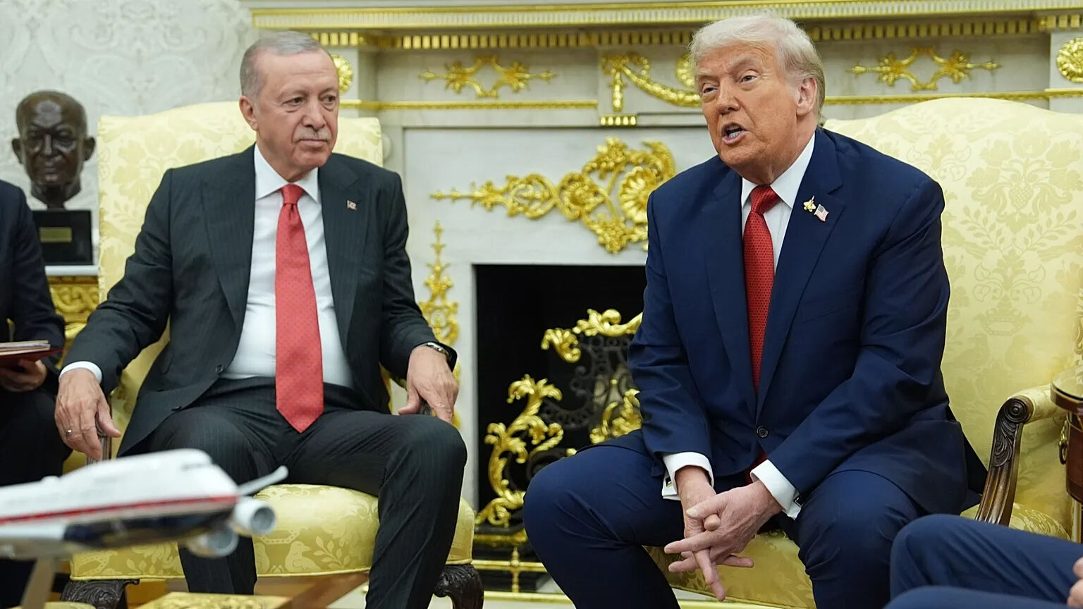 ABD Başkanı Trump'tan F-35 mesajı: Türkiye ile kolayca anlaşabiliriz - 1. Resim