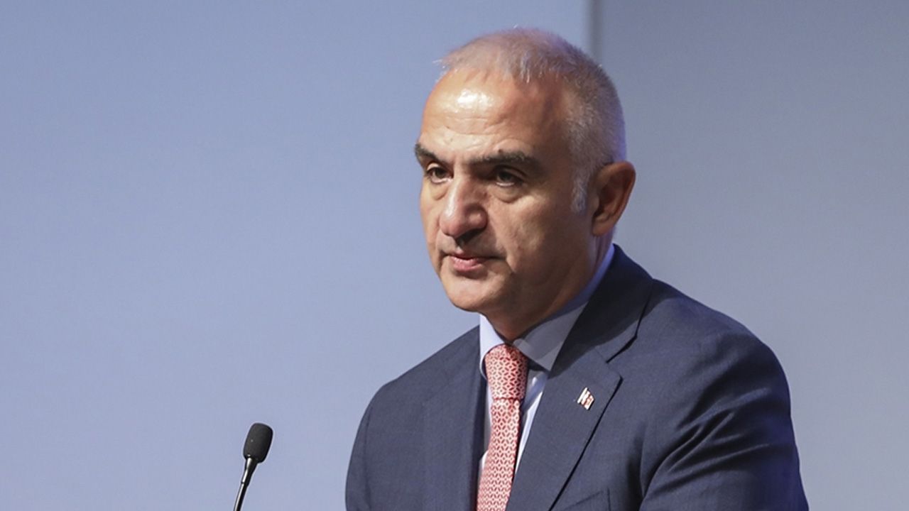Bakan Ersoy, Spotify toplantısında konuştu: Müzik platformlarına şeffaflık çağrısı
