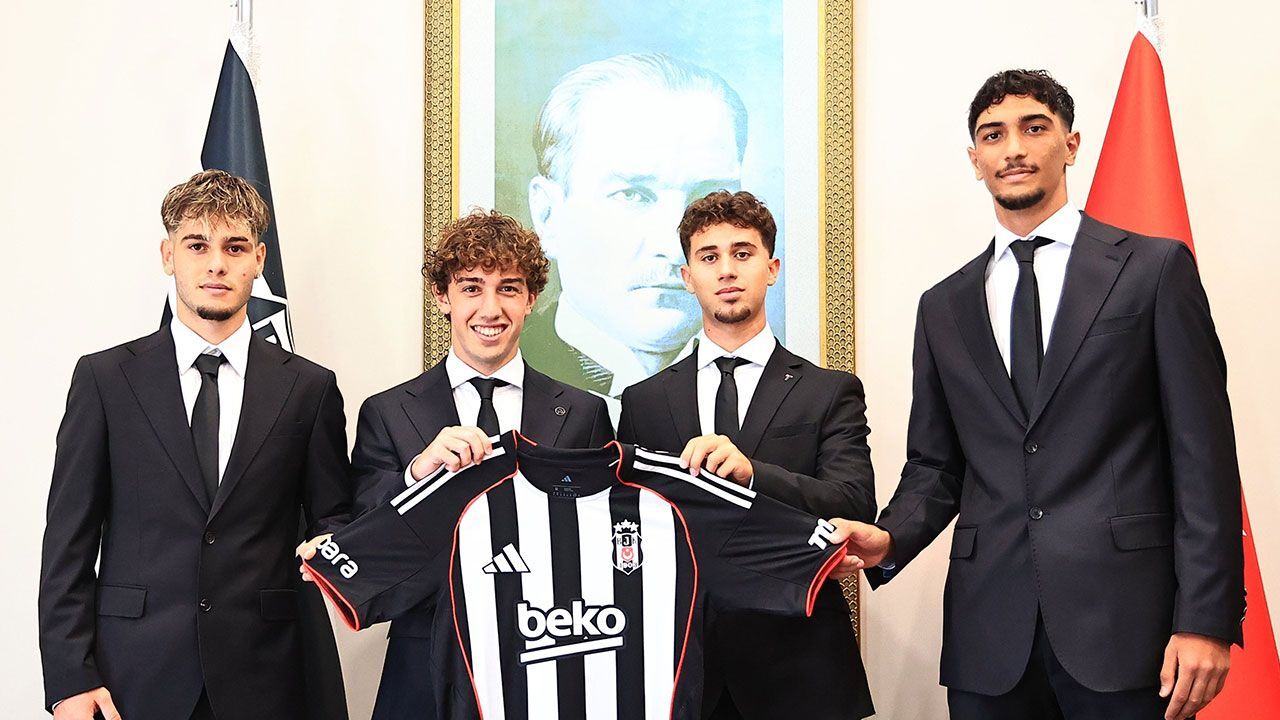 Beşiktaş&#039;ta 4 imza birden