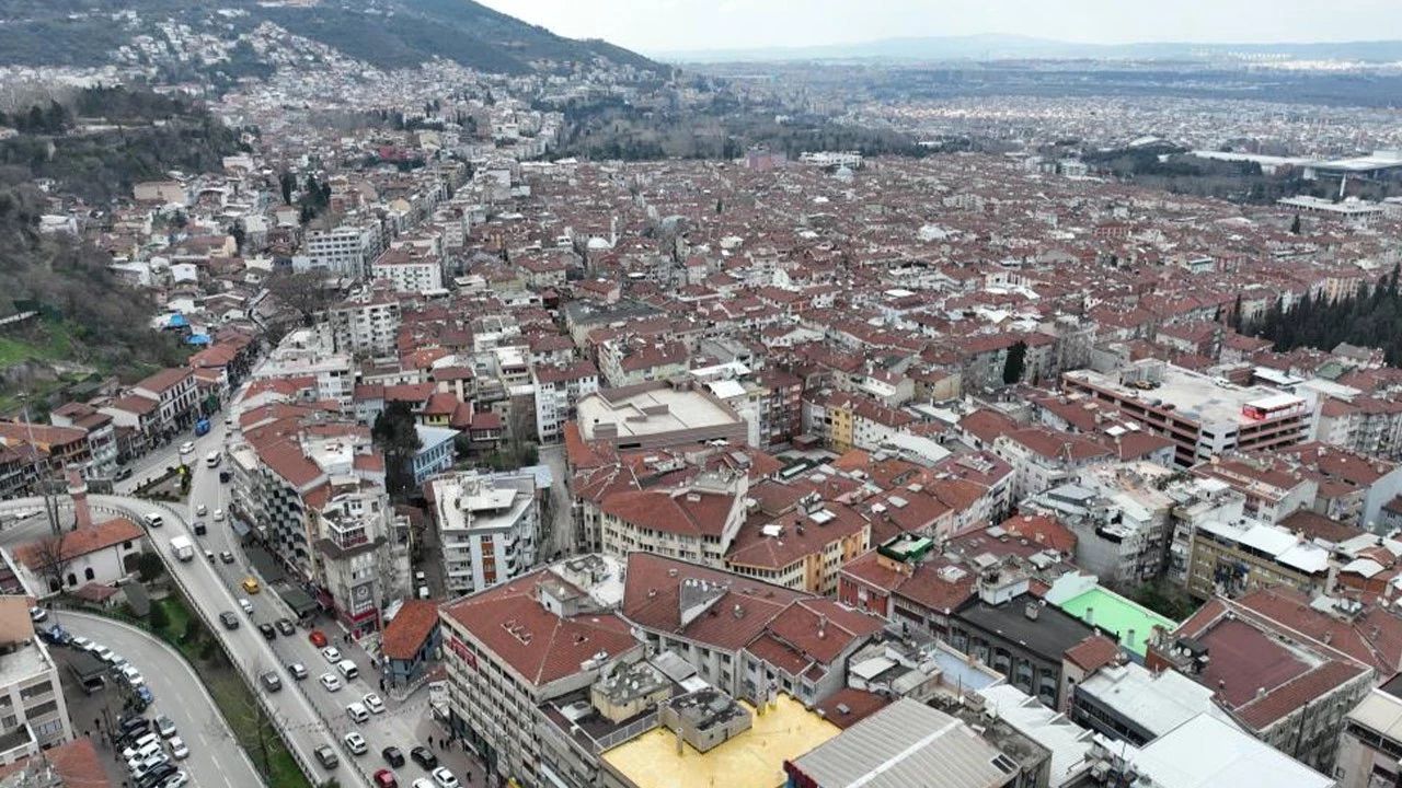 Bursa&#039;da &#039;sular kesilecek&#039; dedikodusu tüketimi patlattı! BUSKİ&#039;den açıklama var