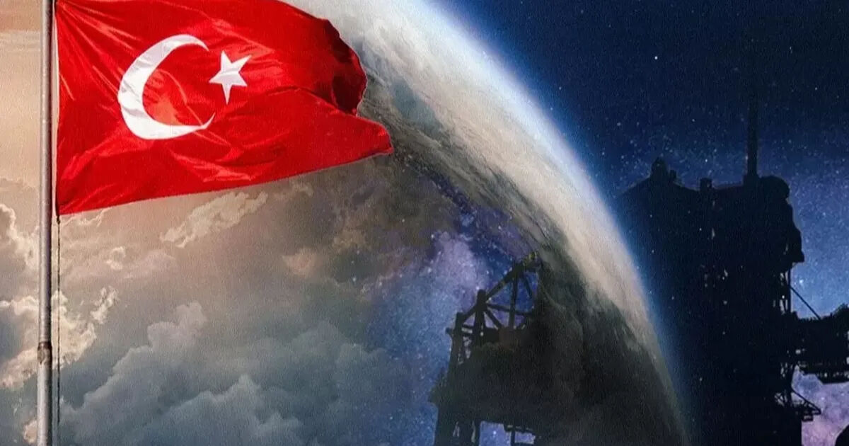 2000'li yıllarda Türkiye, uzay teknolojilerinde yeni bir sayfa açtı. Zira, Türkiye'nin havacılık ve uzay endüstrisi, savunma sanayisinde benimsenen 