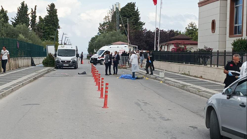 Tanık olarak ifade verecekti! Adliye önünde kurşunlanarak öldürüldü - 1. Resim
