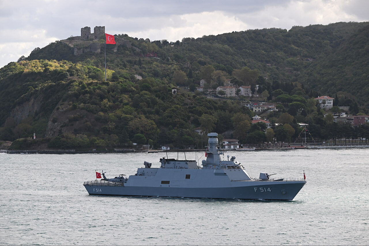 Deniz kuvvetlerinden ihtişamlı geçiş: Preveze Zaferi unutulmadı - 7. Resim