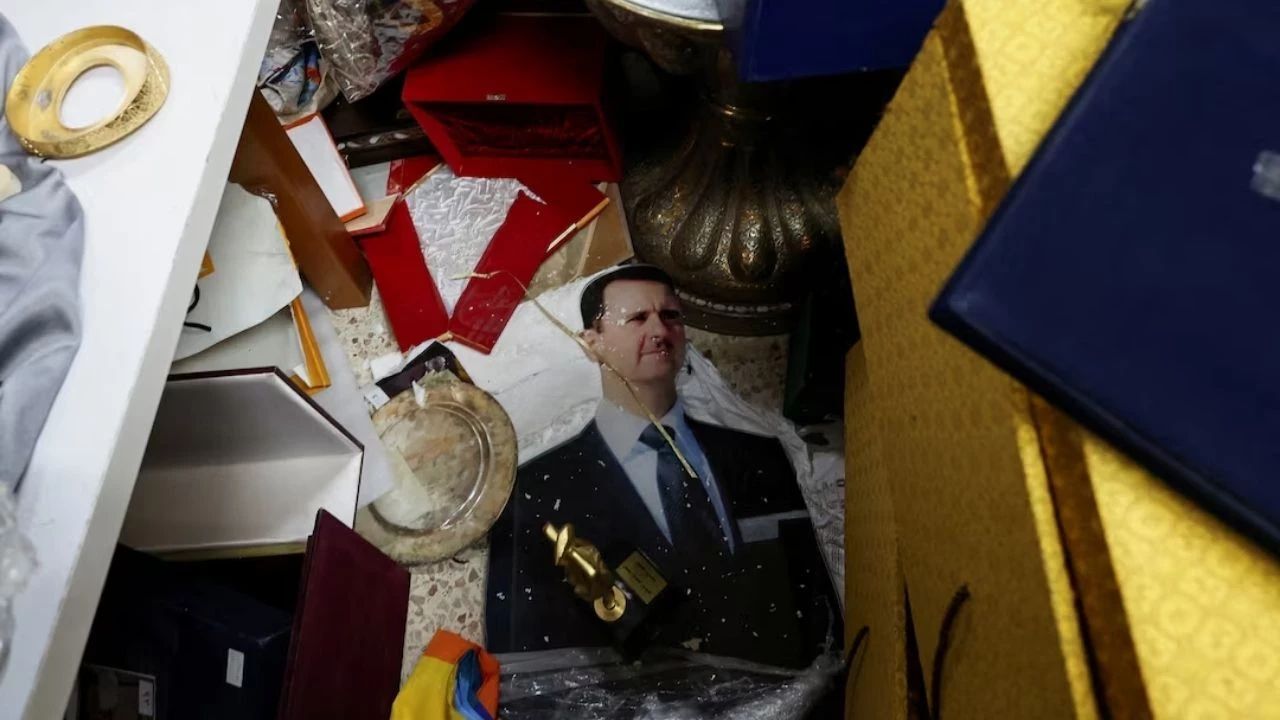 Devrik lider Esad hakkında tutuklama kararı çıktı! Interpol takibi başlıyor