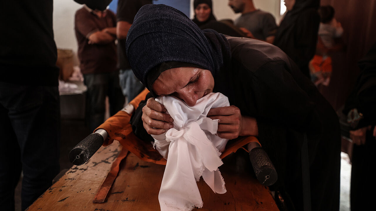 Gazze’de kanlı sabah: İsrail aynı aileden onlarca kişi öldürdü - 2. Resim