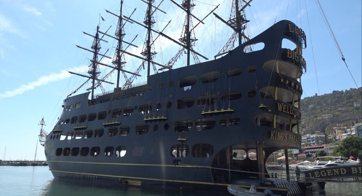 İngiliz turist tekne turunda yüzerken öldü! 'İhmal' iddiaları yalanlandı - 1. Resim