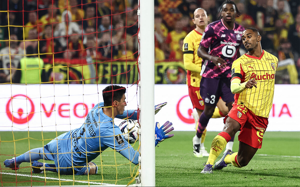 Lille'e kötü haber: Teknik direktöründen Berke Özer açıklaması - 1. Resim