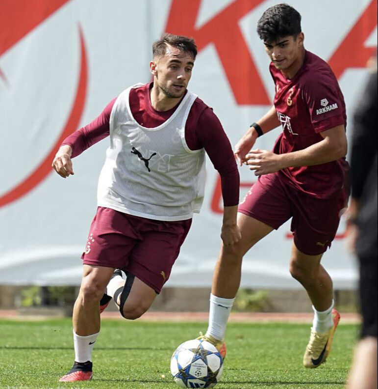 Şampiyonlar Ligi heyecanı: Galatasaray'da Liverpool mesaisi başladı Şampiyonlar Ligi heyecanı: Galatasaray'da Liverpool mesaisi başladı - 1. Resim