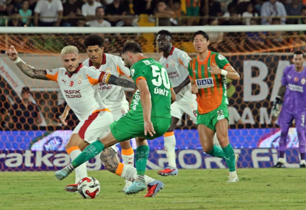 Spor yazarları, Galatasaray'ı değerlendirdi: Salah, Ekitike, Isak affetmez! - 1. Resim