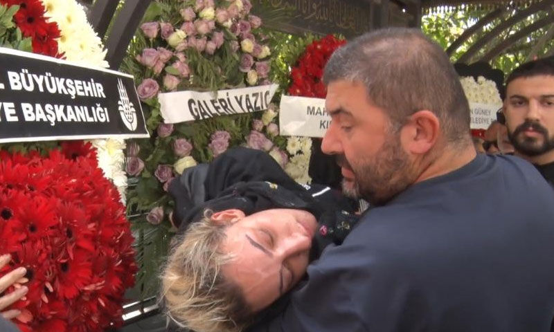 Büşra Pekin, Güllü ile son görüşmesini paylaştı! 2 gün önce telefonda konuşmuşlar - 3. Resim