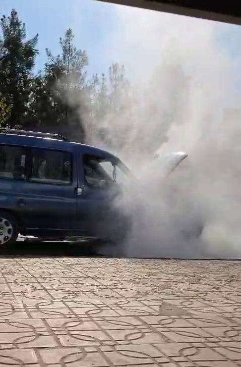 Diyarbakır'da faciadan dönüldü! Yaşlı kadın canını son anda kurtardı - 2. Resim