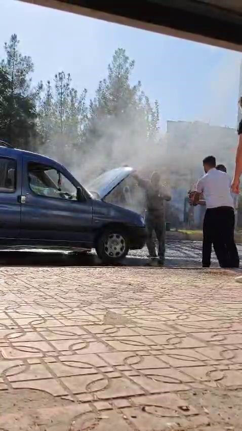 Diyarbakır'da faciadan dönüldü! Yaşlı kadın canını son anda kurtardı - 1. Resim