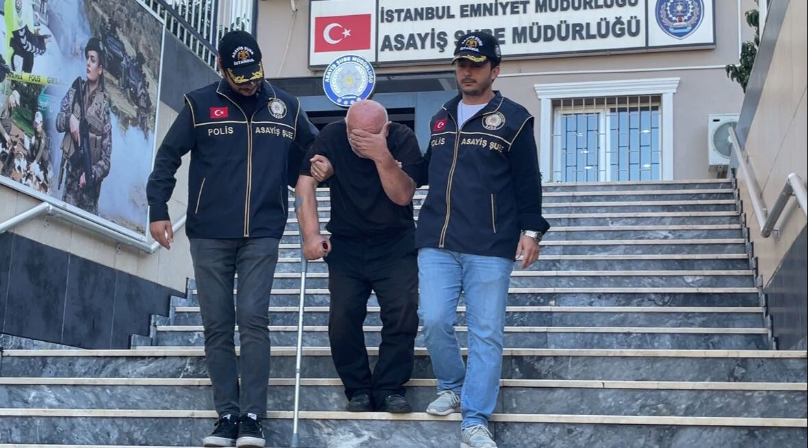 Sahte anahtarla çaldılar, parçaladılar, 'change' yaptılar! İstanbul'da organize otomobil hırsızlığına 4 tutuklama - 2. Resim