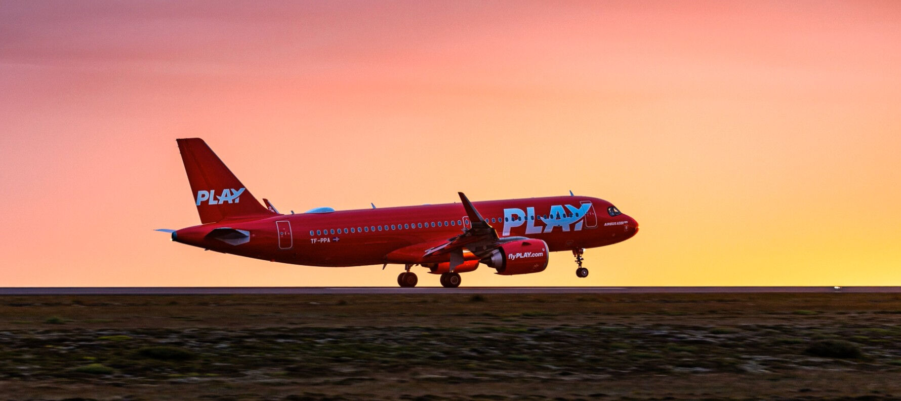 İzlandalı Fly Play iflas etti! Y&uuml;zlerce yolcu havaalanında mağdur edildi - 1. Resim