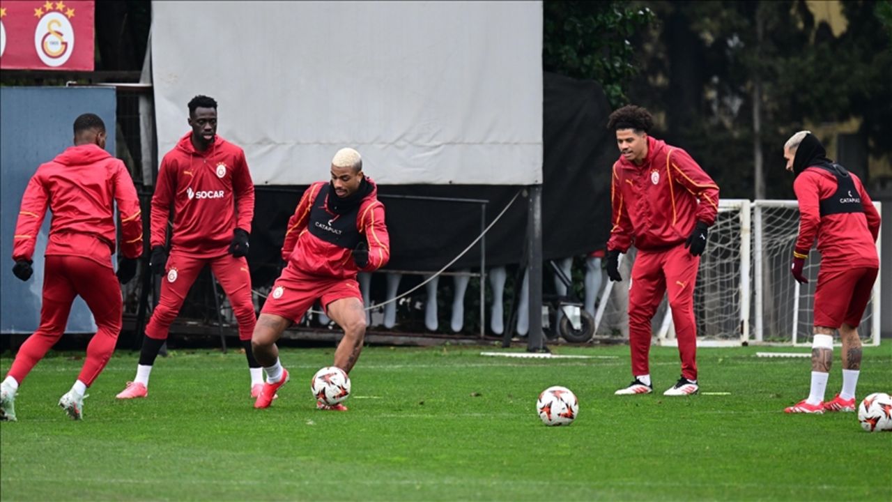Liverpool-Galatasaray maç kadrosu açıklandı! Kimler eksik, kimler cezalı, ilk 11 belli oldu mu?