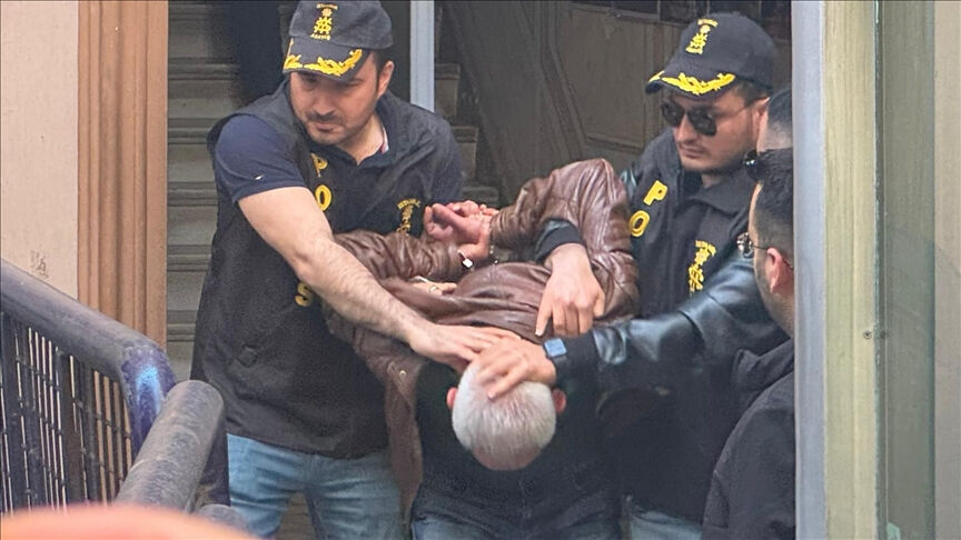 Özgür Özel'e yumrukla saldıran Selçuk Tengioğlu hakkında karar - 1. Resim