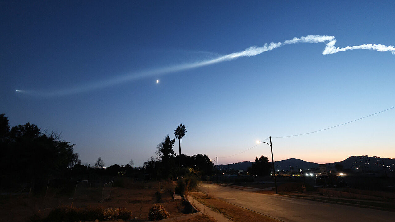 SpaceX yörüngeye 28 uydu daha gönderdi - 1. Resim