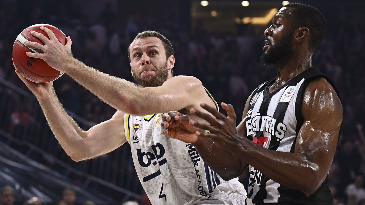 TBF'den Fenerbahçe ve Beşiktaş'a ceza TBF'den Fenerbahçe ve Beşiktaş'a ceza