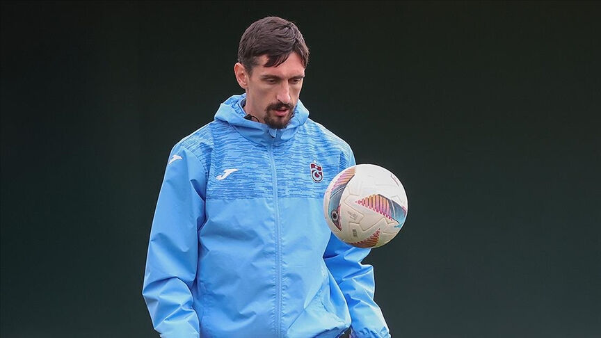 Trabzonspor kaptanı Savic'e göre futbol tarihinin en iyi 11'i: 8 ülkeden yıldızlar var - 8. Resim