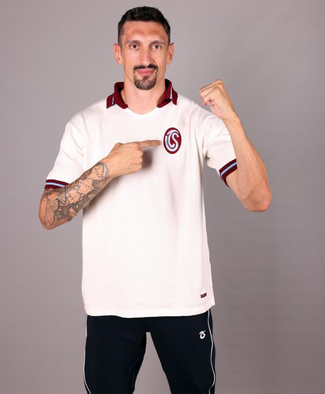 Trabzonspor kaptanı Savic'e göre futbol tarihinin en iyi 11'i: 8 ülkeden yıldızlar var - 5. Resim