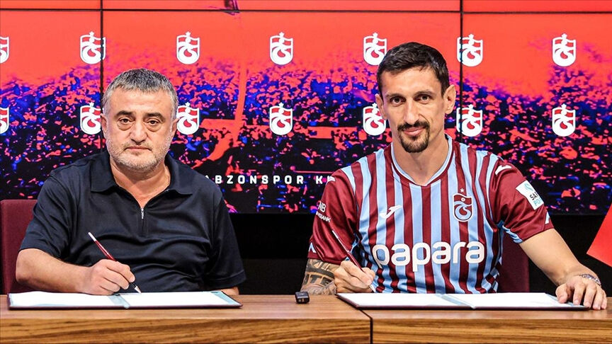 Trabzonspor kaptanı Savic'e göre futbol tarihinin en iyi 11'i: 8 ülkeden yıldızlar var - 7. Resim
