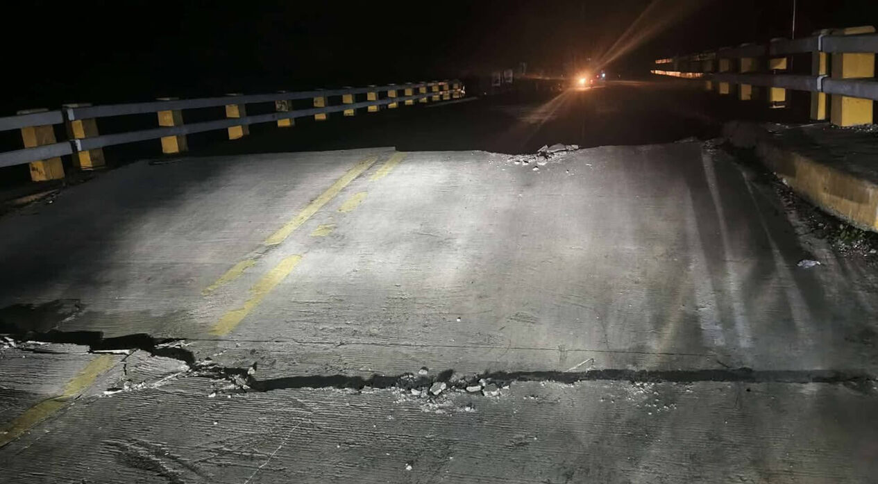 Güneydoğu Asya ülkesi Filipinler'de şiddetli deprem! - 1. Resim