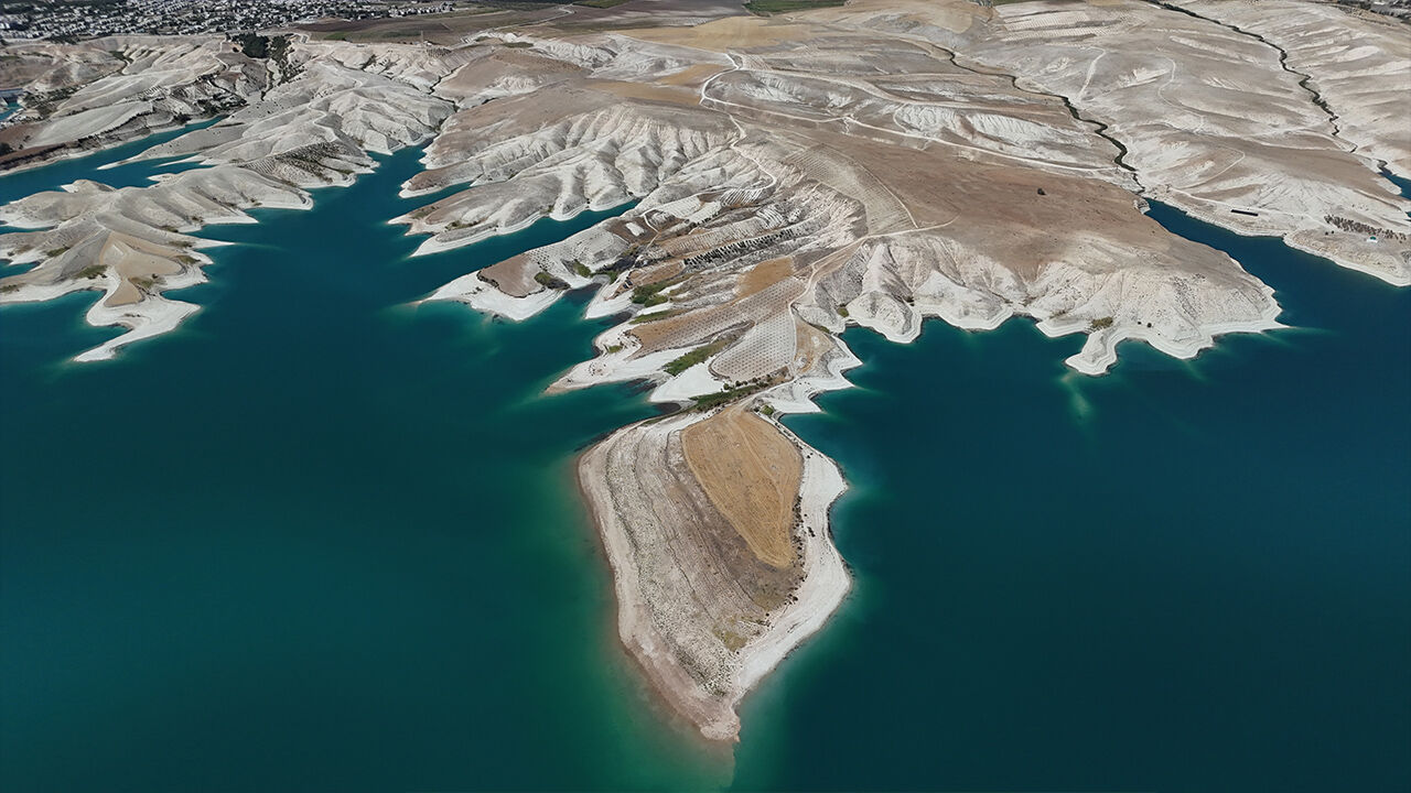 Türkiye'nin en büyük sulama kanalı Atatürk Barajı'nda görülmemiş manzara: İlk kez karşılaştık - 1. Resim