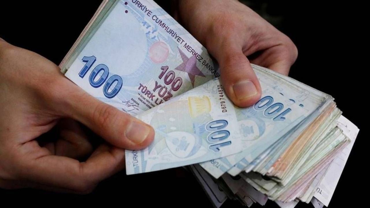Bağ-Kur prim gün sayısı 7 bin 200&#039;e düşecek! AK Parti&#039;den &quot;esnafa erken emeklilik&quot; açıklaması